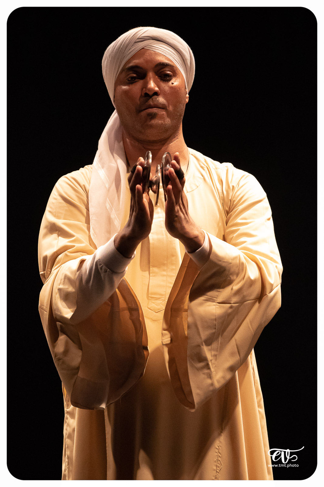 DANS LE CERCLE DES HOMMES DU NIL - CENTRE MEDHAT FAWZY DE MALLAW